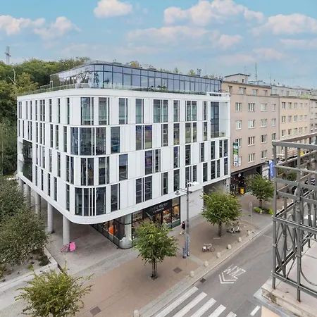 Swietojanska Center Of 550m To The By Renters Gdynia
