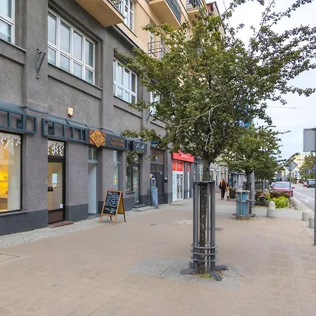 Swietojanska Center Of 550m To The By Renters * Gdynia